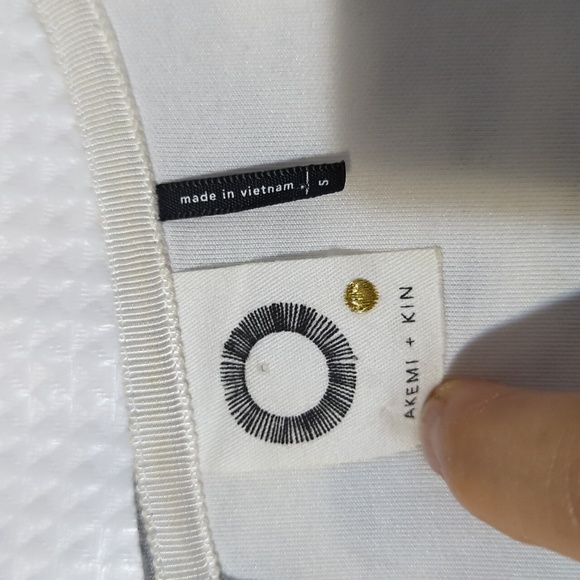 2 for $20 - Akemi & Kin - Tank Top - Picture 2 of 3